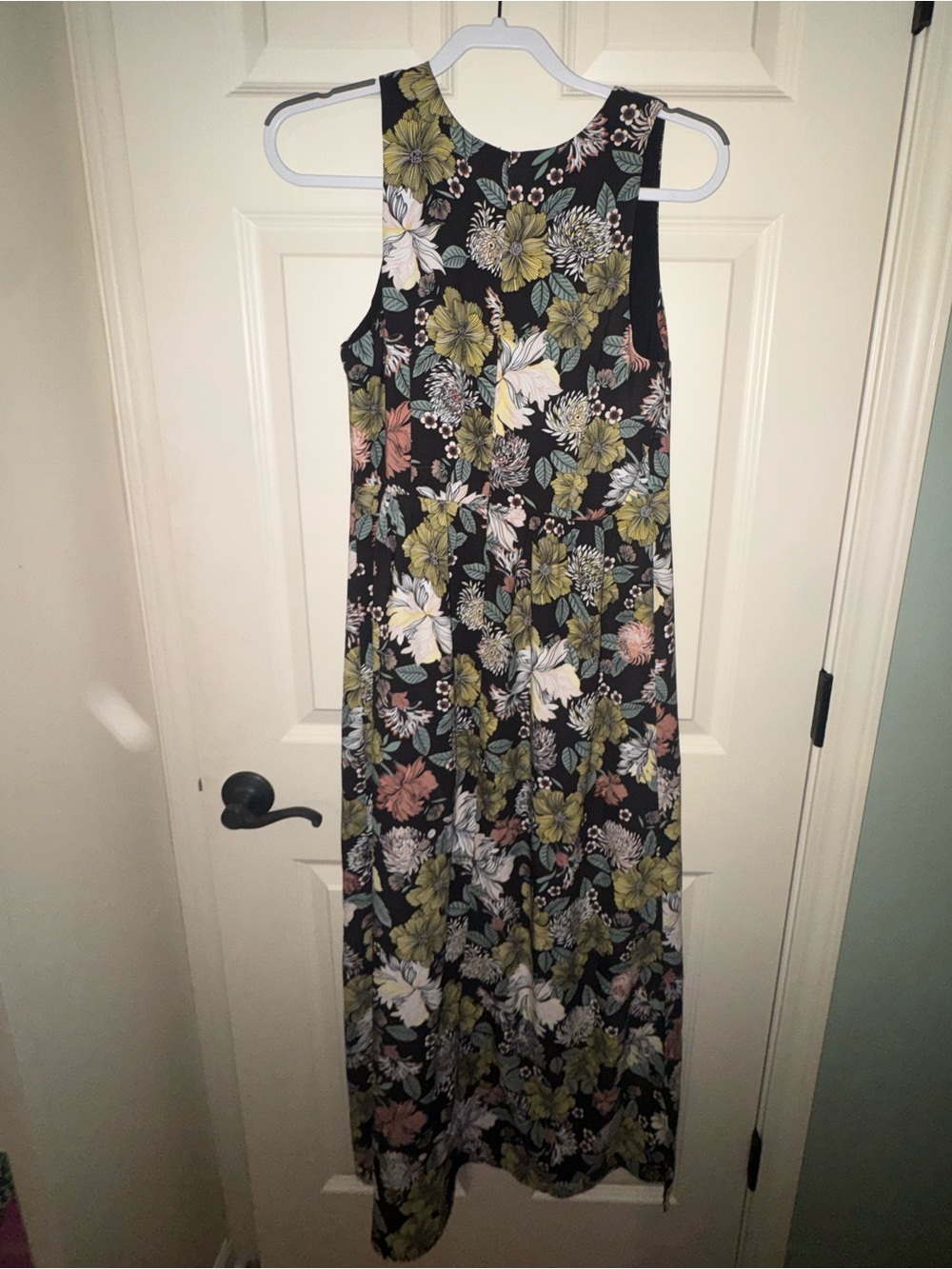 LOFT Floral Midi Dress Black Botanical Sleeveless A-Line Size 6 ✨🌸 - Picture 2 of 4